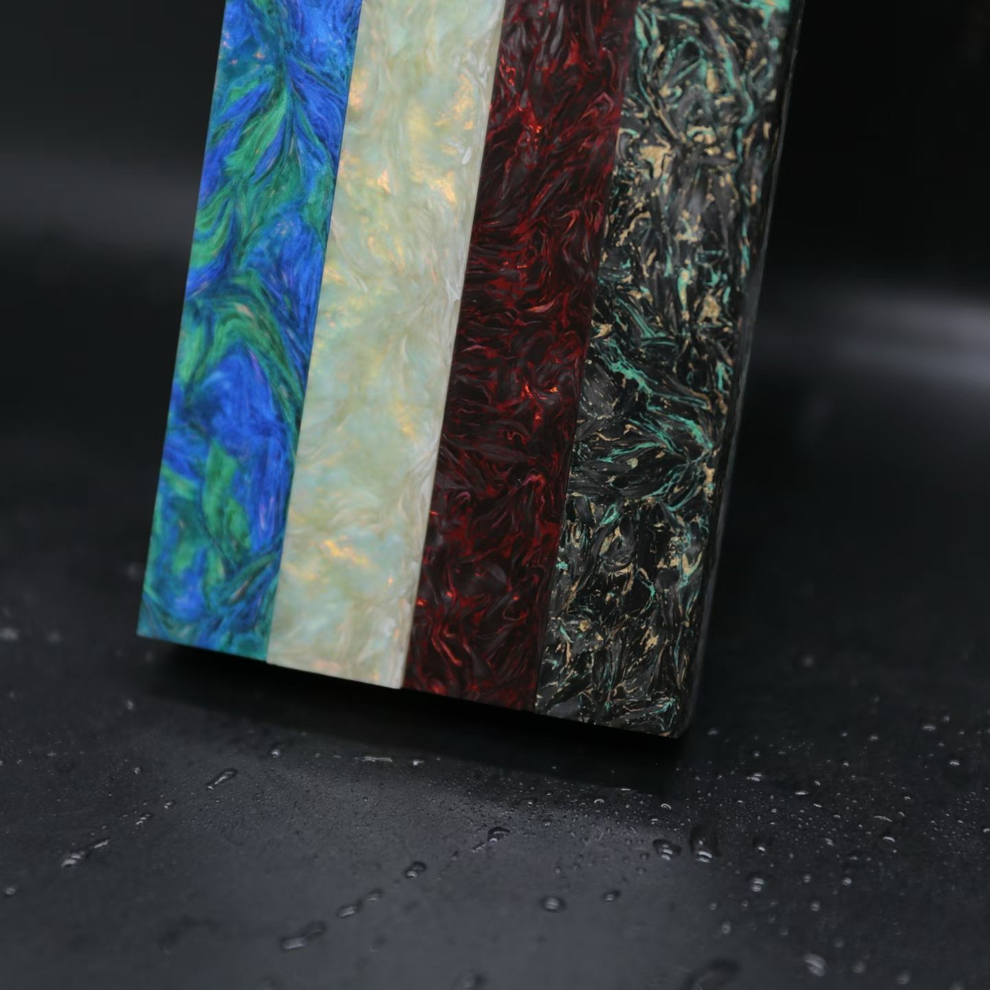 Forged carbon fiber bar and machinable carbon fiber material stock